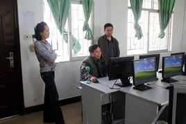 管理系圓滿完成第三期計算機高新技術培訓與考試